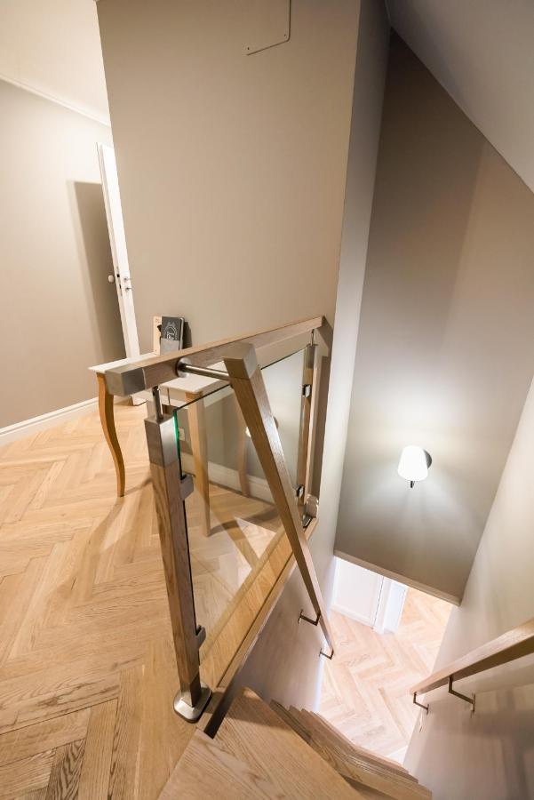 Lovely Apartment In The Heart Of Warsaw Exterior photo