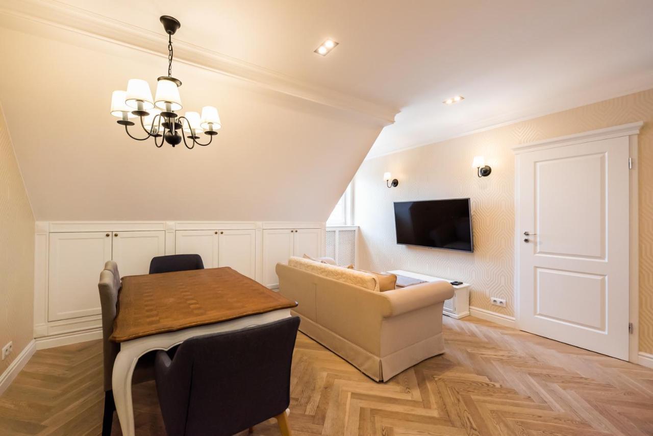 Lovely Apartment In The Heart Of Warsaw Exterior photo